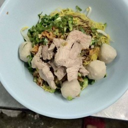 บะหมี่แห้งเนื้อ