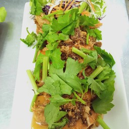 กุ้งผัดซอสมะขาม