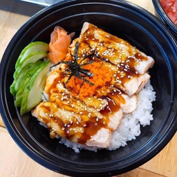 ข้าวแซลม่อนเบิร์นเทอริยากิ