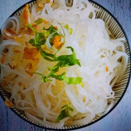 เส้นเล็กลวก