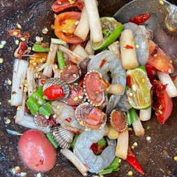 ตำไหลบัวหอยแครงกุ้งสด