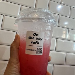 สตรอเบอรี่โซดา