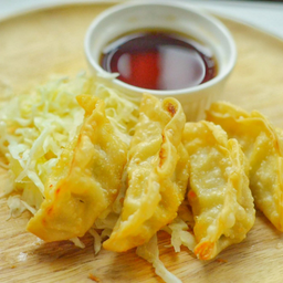 เกี๊ยวซ่า