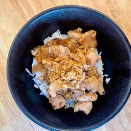 ไก่กระเทียม