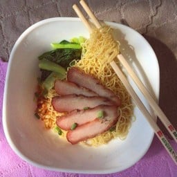 บะหมี่หมูแดง