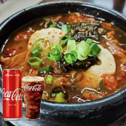 ซุปกิมจิ + โค้ก