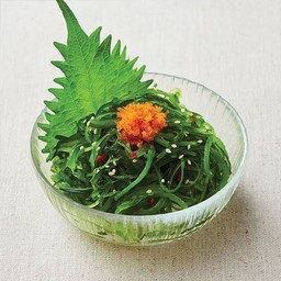 ยำสาหร่าย ไข่กุ้ง