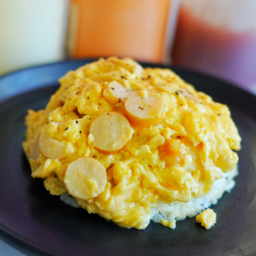 ข้าวไข่ข้นใส้กรอกไก่