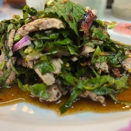 เห่าดงเนื้อ