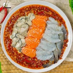 ยำ 3 เกลอ (กุ้งสด แซลมอน หอยนางรม)