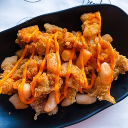 ไก่-ต็อก-ต๊อก คลุกฝุ่น พร้อมซอสชีส