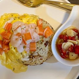 ข้าวคลุกน้ำพริกไข่ข้นสูตรเด็ด บางนา