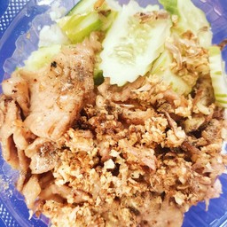 ข้าวกระเทียม