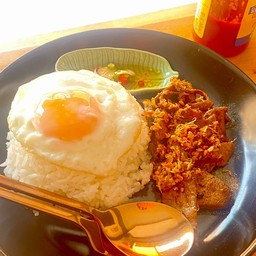 ตับหมูทอดกระเทียม+ไข่ดาว