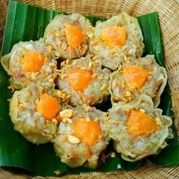 ขนมจีบต้มก๋วยเตี๋ยวหลอดก๋วยเตี๋ยวลุยสวน คอนโดเมืองทอง