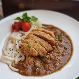 วีแกนอุด้งแกงกะหรี่หมูทอดทงคัดสึ