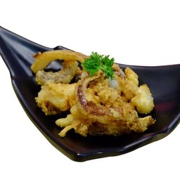 หนวดปลาหมึกชุบแป้งทอด