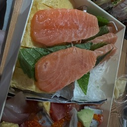 Sagana Sushi Bar & Delivery เพชรเกษม4