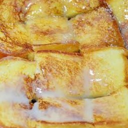 ขนมปังปิ้ง 2 แผ่น ราดหน้า 3 รส