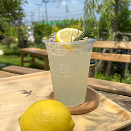 มะนาวโซดาเย็น