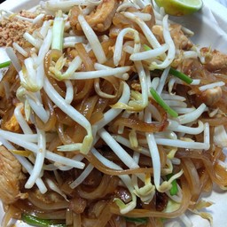 ผัดไทยไก่