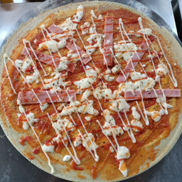 พิซซ่าซอส/ไข่ไก่/มอซซาเรลลาชีส/แฮม