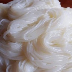 เส้นขนมจีน