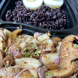 Rice ข้าวไรซ์เบอร์รี่ ลาบเห็ด 3 อย่าง ไข่ต้มออแกนิค