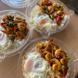 กระเพรากุ้ง