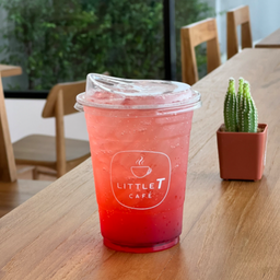 สตรอว์เบอร์รี่ โซดา