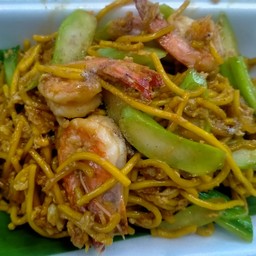 ผัดซีอิ๊วหมี่เหลือง