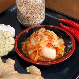 Kimchi {กิมจิบรรจุ1กระปุก90 กรัม}