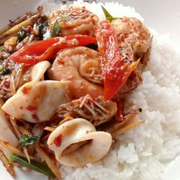 ผัดขี้เมาทะเล