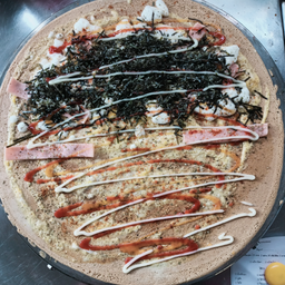 ไข่ไก่/มอสซาเรลลาชีส/แฮม/สาหร่ายแห้ง