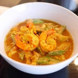 แกงส้มชะอมกุ้ง