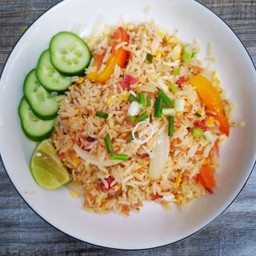 ข้าวผัดแหนม