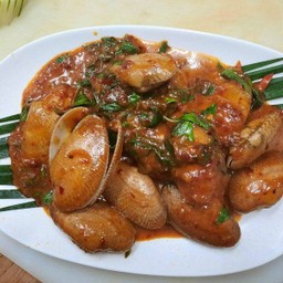 หอยลายผัดพริกเผา Stir fried Clams with roasted Chilli Paste