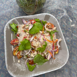 ยำวุ้นเส้นหมูสับ