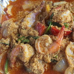 กุ้งผัดผงกะหรี่ (กุ้งเล็ก)