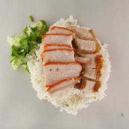 ข้าวหมูแดงปนหมูกรอบ