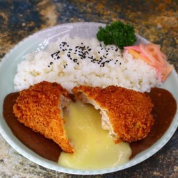 ข้าวแกงกะหรี่ญี่ปุ่น ทงคัตสึชีส