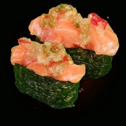 แซลมอนยำแซบ