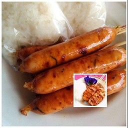 หมูปิ้งนมสดไม้เล็ก4+ไส้อั่ว2+ข้าวเหนียว1