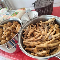 ก๋วยเตี๋ยวไก่บุฟเฟ่ต์