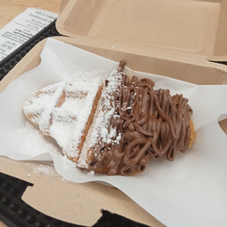 ครอฟเฟิลนูเทลล่า+น้ำตาล