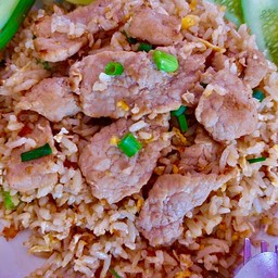 ข้าวผัดหมู