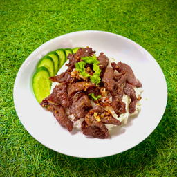 ข้าวเนื้อโคขุนทอดกระเทียม