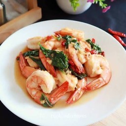 กระเพรากุ้ง