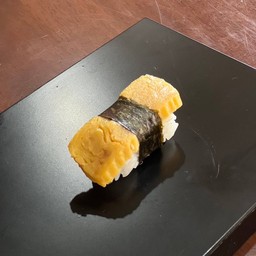TAMAGO NIGIRI
