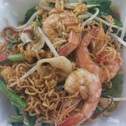 ผัดมาม่าทะเล